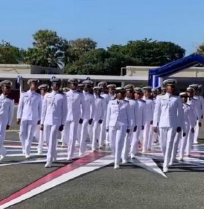 Abinader Encabeza Ceremonia De Graduaci N De Damas Y Caballeros