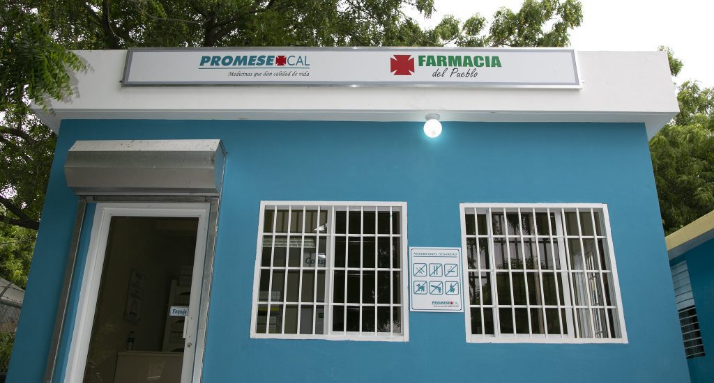 PROMESECAL inicia trabajos construccion 44 Farmacias del Pueblo
