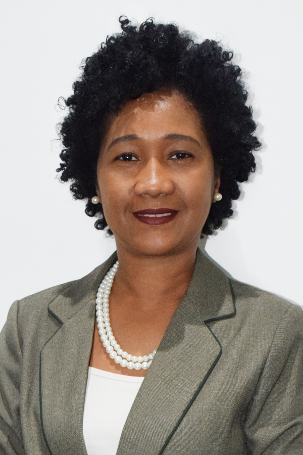 EMILIA SANTOS F