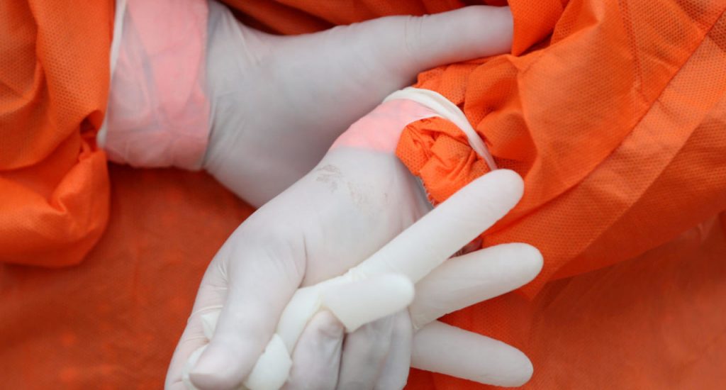 Chile reporta más de 6.700 casos de COVID-19 y 222 fallecidos más
