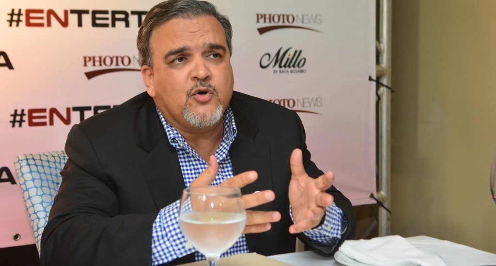 Elias-Wessin-Chavez-EnTertulia-Abr-4-2017-Glauco-Moquete-w-1024x550