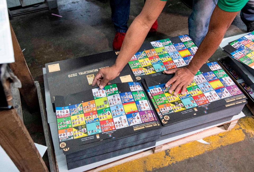 JCE inicia hoy traslado a su almacén de boletas para voto en el exterior