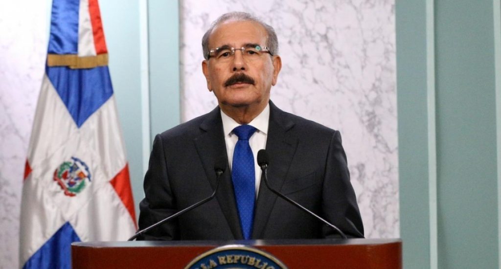 Danilo Medina felicita al “nuevo presidente electo” Luis Abinader