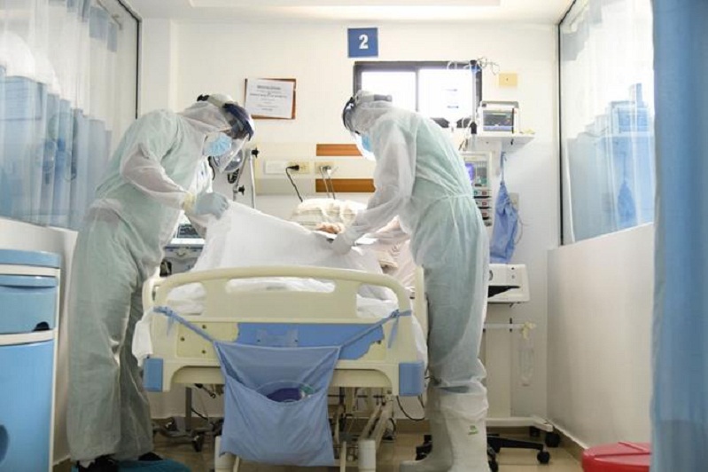 Hay 102 pacientes bajo ventilación mecánica
