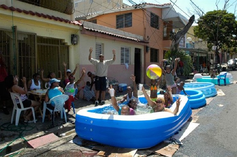 Piscinas En Calles De Santo Domingo Este Quedan Prohibidas En Semana Santa Las Calientes Del Sur 4187