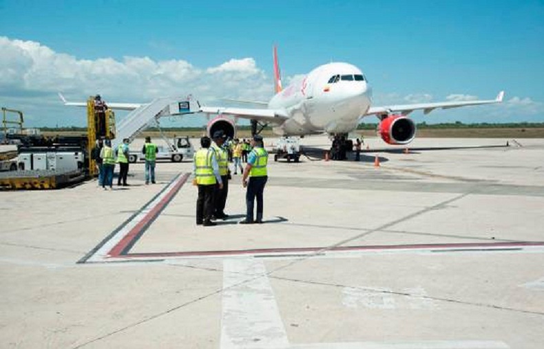 Operaciones retornan a la normalidad en Aeropuerto de las Américas tras incidente en pista de aterrizaje