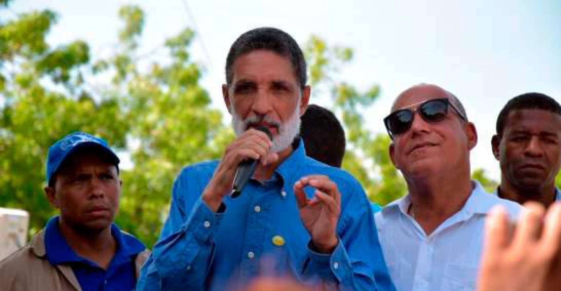 ADP en Santiago denuncia Minerd pasa pintura a escuelas con daños graves