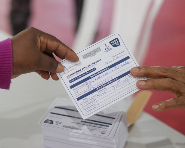 Desde este lunes 31 de enero exigirán tarjeta de vacunación con tres dosis