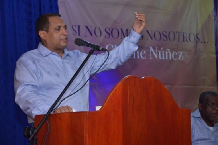 Charlie Núñez Si vamos a hablar de consenso debe ser alrededor de Francisco Domínguez Brito