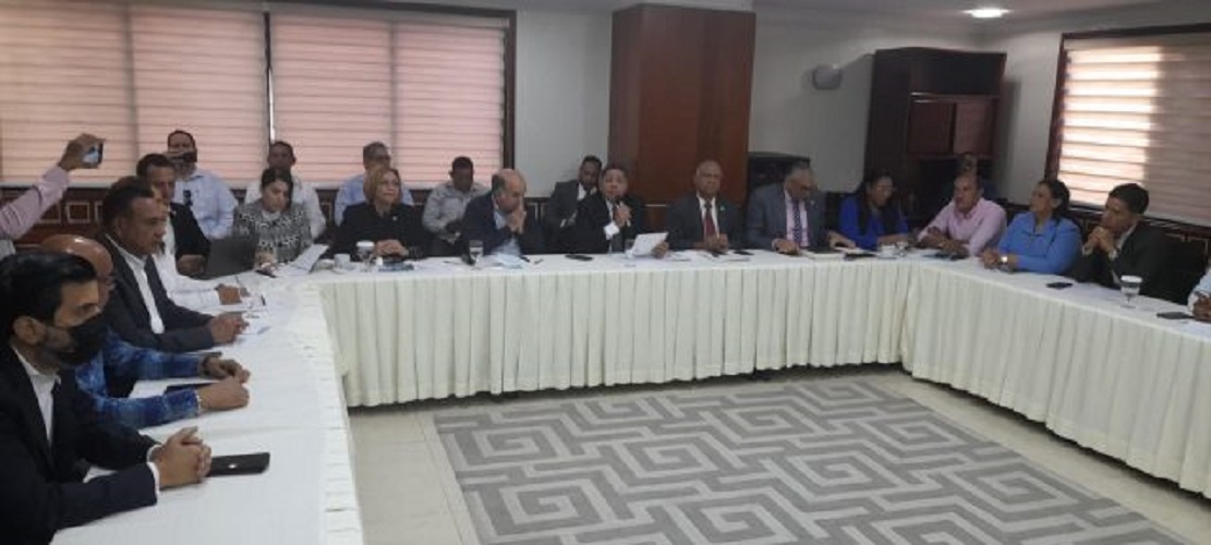 Gobierno asumiría 267 millones de pesos en la disminución de los aranceles