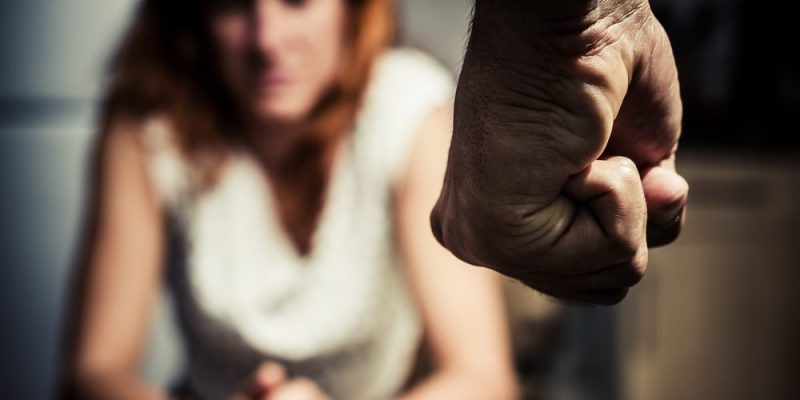 Educación implementará protocolo de prevención de violencia de género en las escuelas