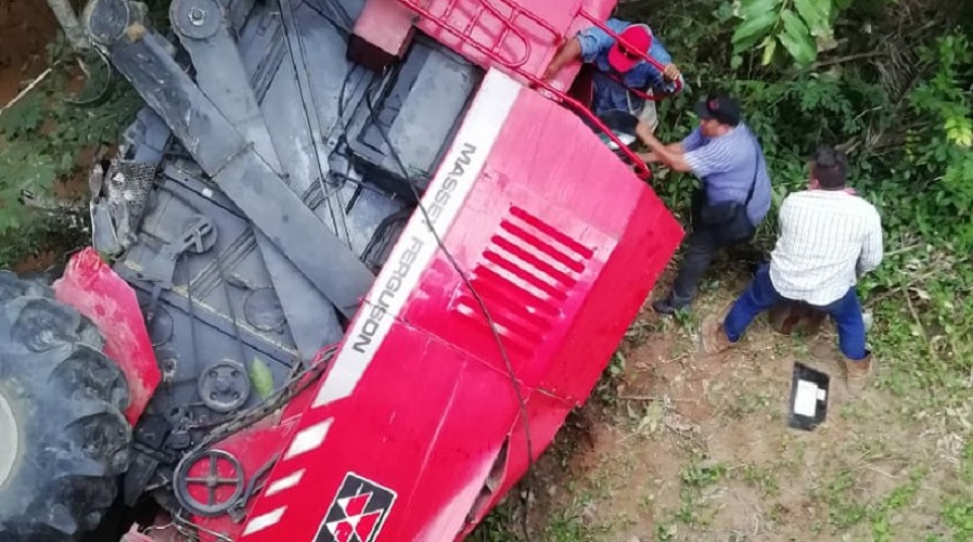 máquina recolectora de arroz