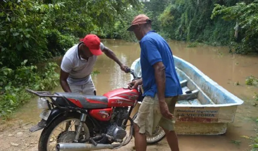 Desborde del río Cabón deja decenas de familias incomunicadas