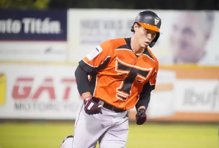 Peter O’Brien ahora vestirá el uniforme de los Leones