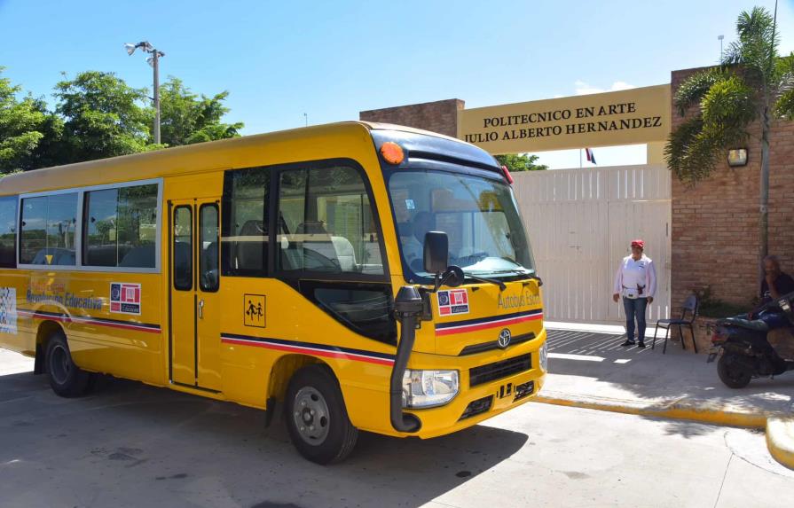 El Ministerio de Educación asumirá el transporte escolar, según decretó ...