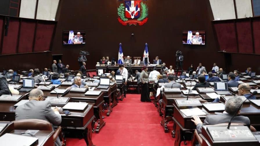 Diputados aprueban proyecto que da apoyo irrestricto a medidas de RD contra Haití