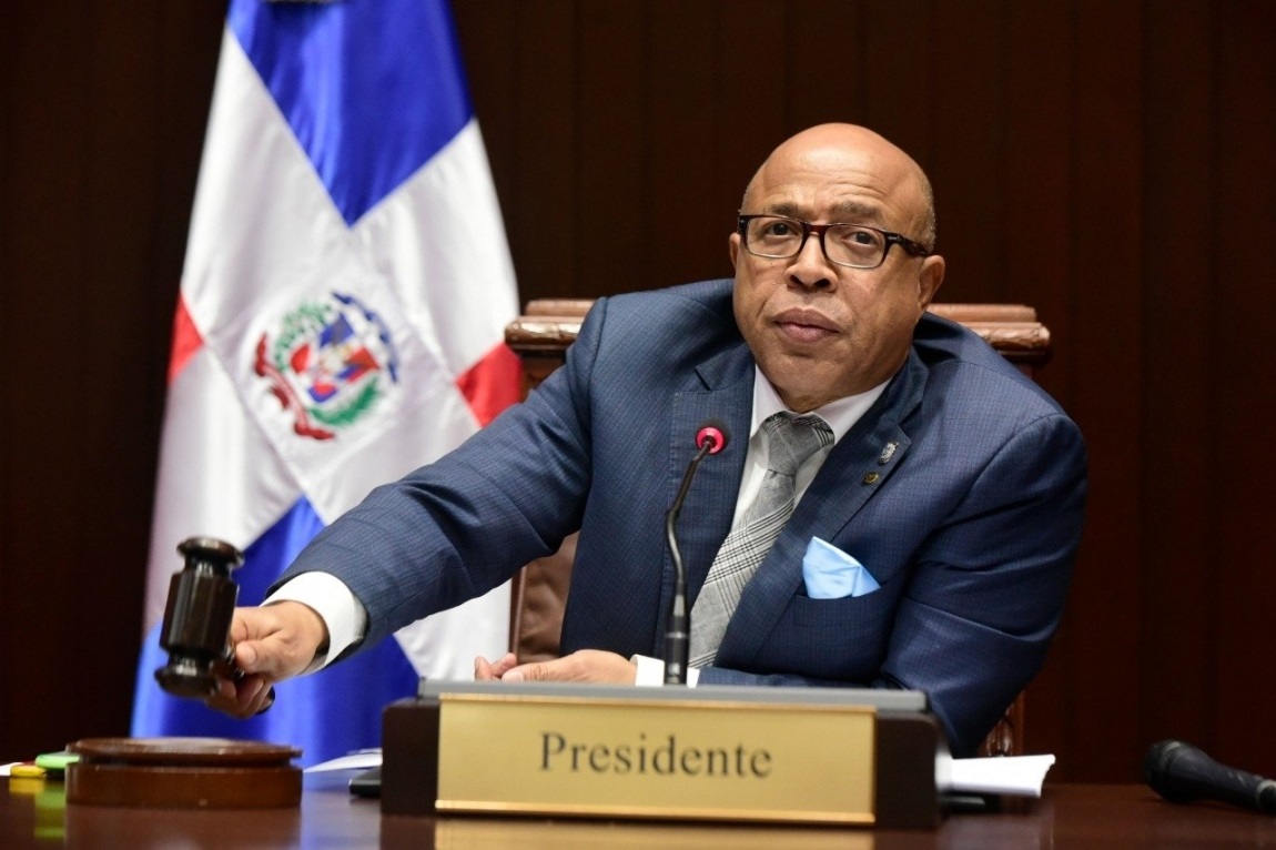 Presidentes de cámaras legislativas piden a todos los partidos tener política común en tema haitiano