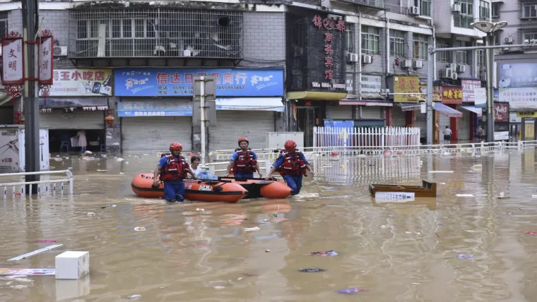 Inundaciones en el este y sur de China dejan 36,000 evacuados y casi