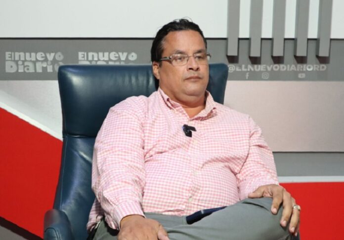 Regidor denuncia irregularidades en el cabildo de Los Alcarrizos