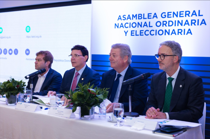 Asamblea de la AIRD reelige a Julio Brache como presidente de esa entidad