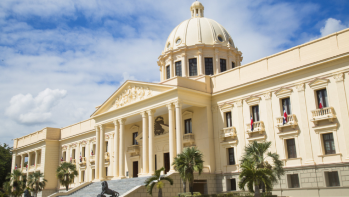 Gobierno dice gracias a su mediación Falcondo cumplió con pagos adeudados a trabajadores