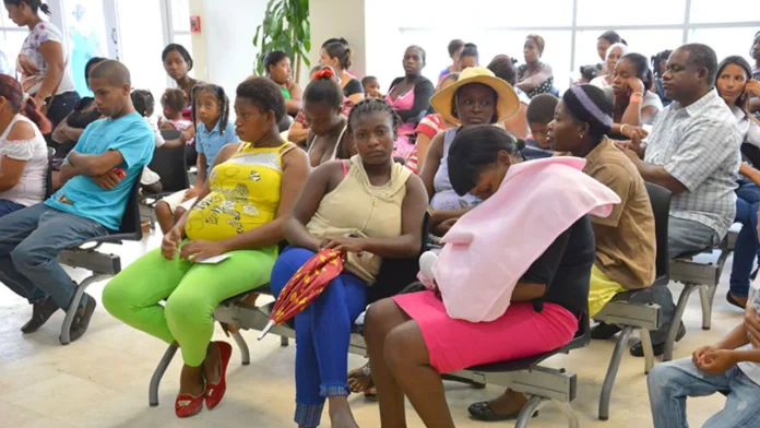 Eliezer Jiménez dice se dispara números haitianos indocumentados en emergencias