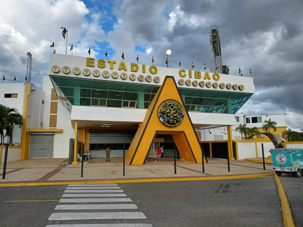 Fuego reportado en el Estadio Cibao fue controlado