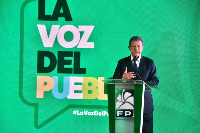 Leonel sobre aparición en listado Bonos Navideños Significa que es un gobierno improvisador