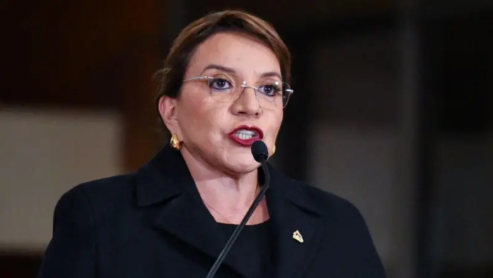 La presidenta de Honduras no asistirá a la investidura de Nicolás Maduro en Venezuela