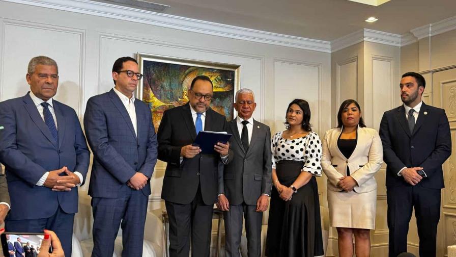 El Gobierno somete proyecto de ley para fusionar los ministerios de ...