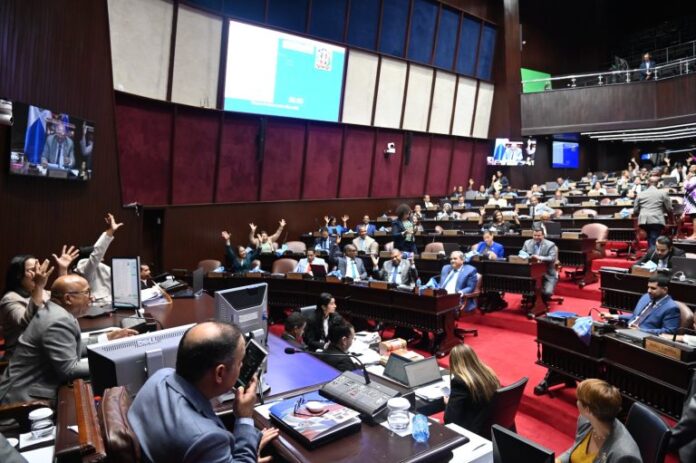 Cámara de Diputados aprueba en primera lectura proyecto que busca regular la sucesión de vicealcaldes