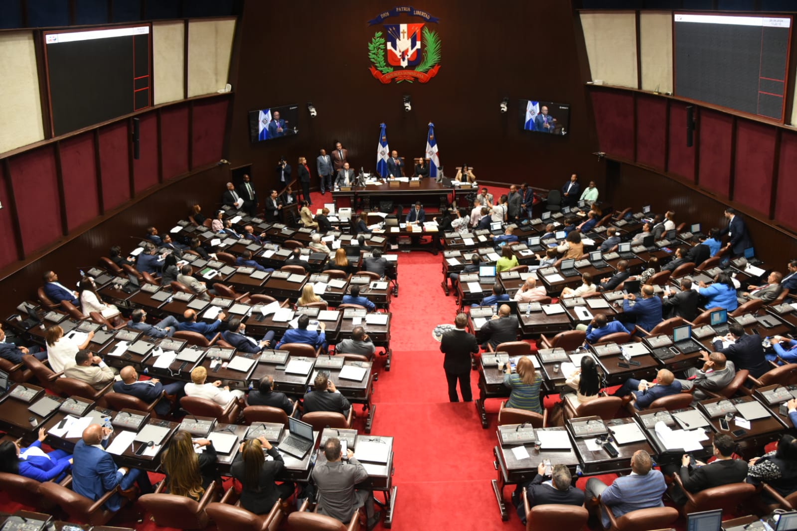 Diputados aprueban en segunda lectura ley de Alquileres - Las Calientes ...