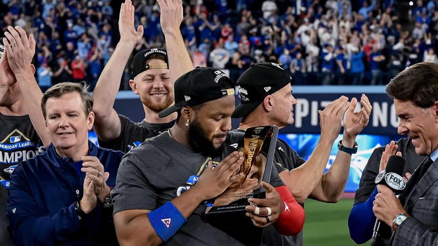 Vladimir Guerrero Jr. quiere ganar la Serie Mundial para entregársela a su  padre - Las Calientes del Sur