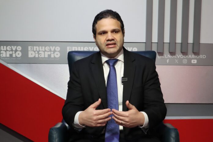Richard Medina El PLD está dando los temas que golpean al Gobierno