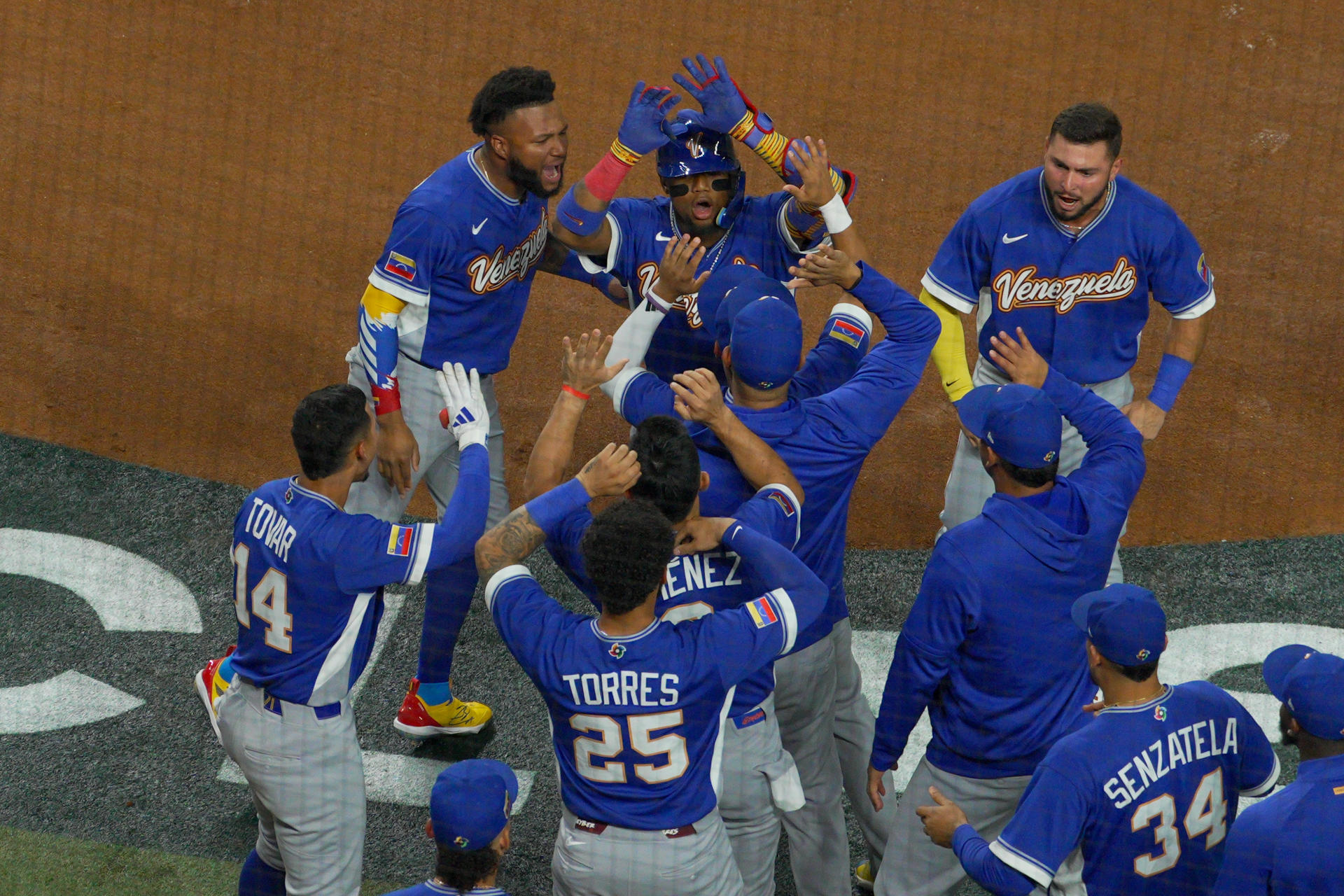 Venezuela se impone a EEUU y se corona campeón del Clásico Mundial de ...
