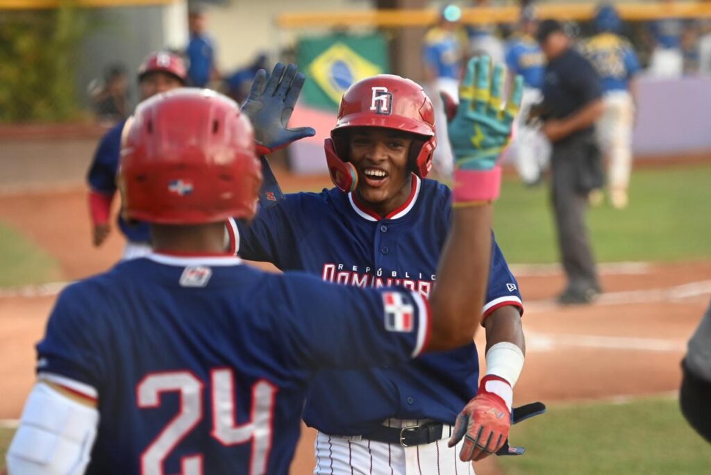 Pre 684 Premundial U18 continúa este lunes en el Estadio Quisqueya y la ...